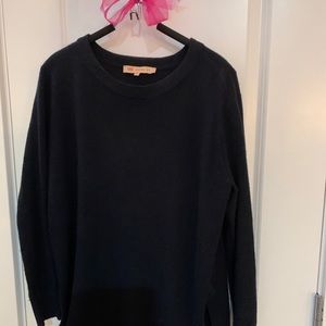 🔹WYTHE NY - 100% CASHMERE ASYM HEM SWEATER🔹